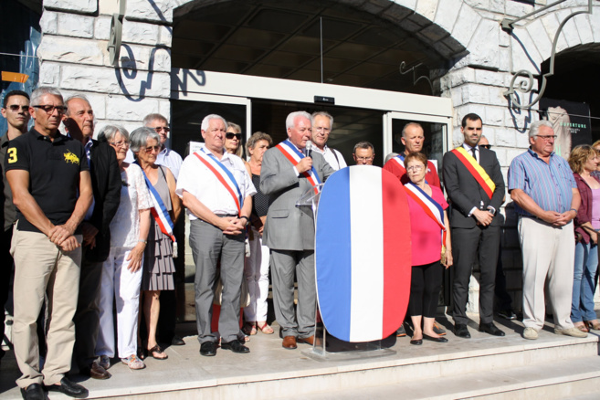 DANIEL SPAGNOU REND HOMMAGE AUX VICTIMES DE NICE ET HAUSSE LE TON ! DANIEL SPAGNOU REND HOMMAGE AUX VICTIMES DE NICE ET HAUSSE LE TON !