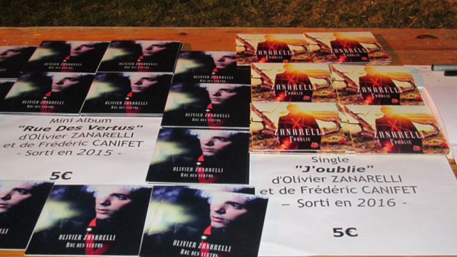 L'artiste Olivier Zanarelli était en Concert à Digne-les-Bains Scène de la Gravière L'artiste Olivier Zanarelli était en Concert à Digne-les-Bains Scène de la Gravière