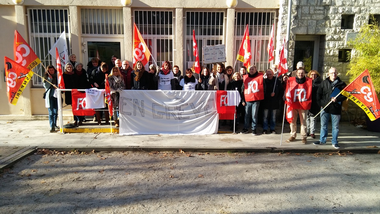 Les salariés du CMS de Manosque en grève !