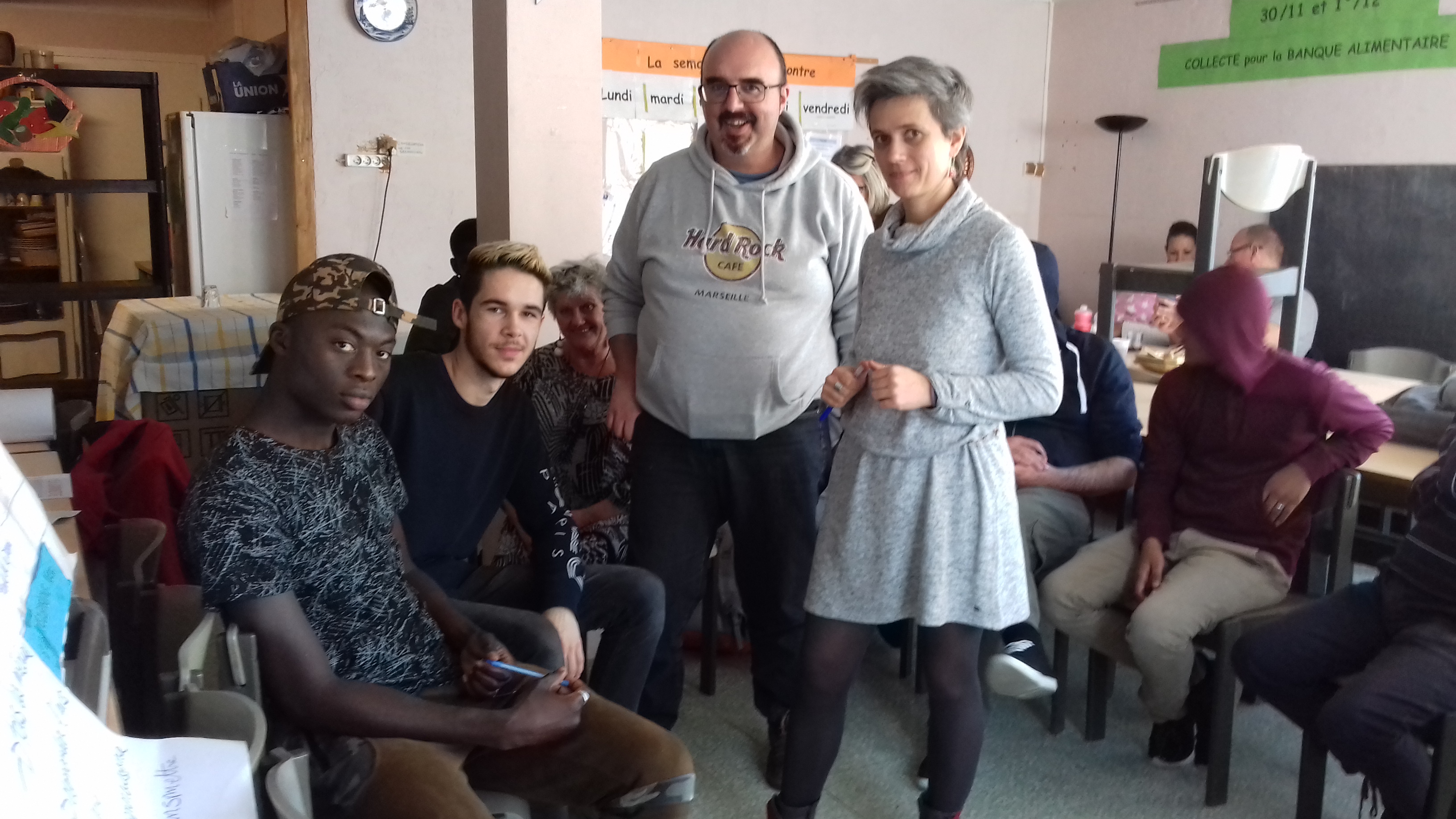 Des jeunes passent au journalisme…