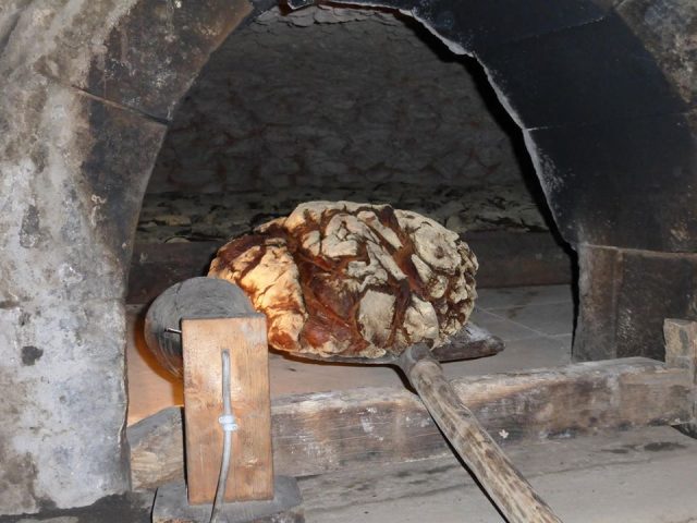  Depuis le 15ème siècle, la tradition de la Fête du pain perdure au Chazelet