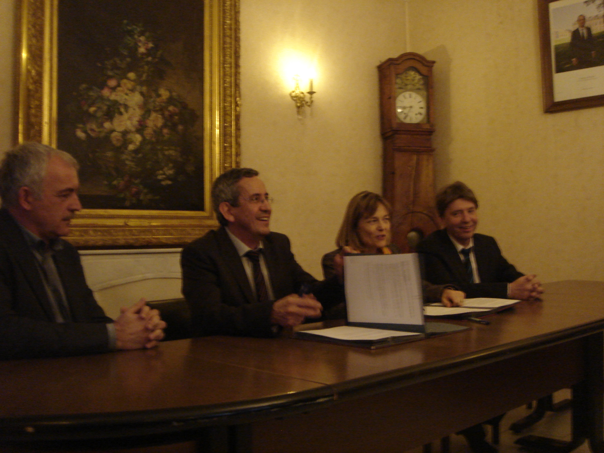 A Castellane, signature d'une importante convention avec l'Etat pour la revitalisation de la commune.