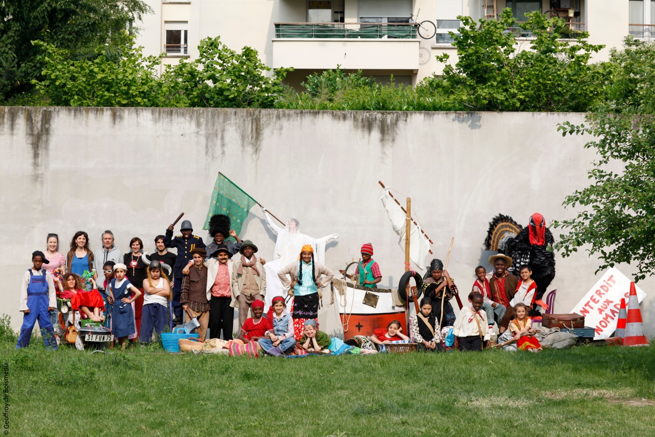 De riches échanges culturels ont eu lieu entre la troupe Tamèrantong et les enfants Briançonnais (Partie 2)
