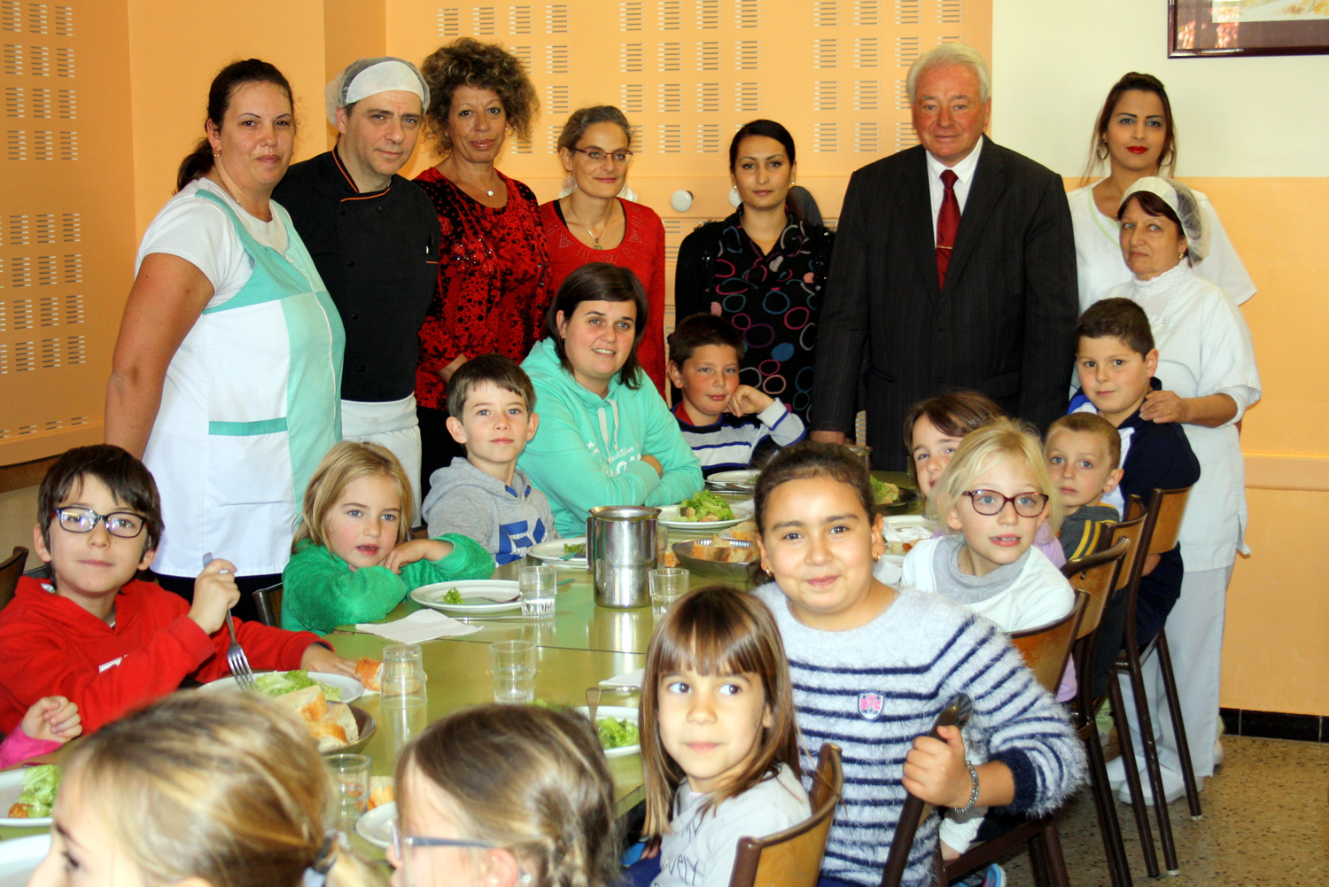 300 repas sont servis chaque jour au restaurant scolaire de Sisteron !