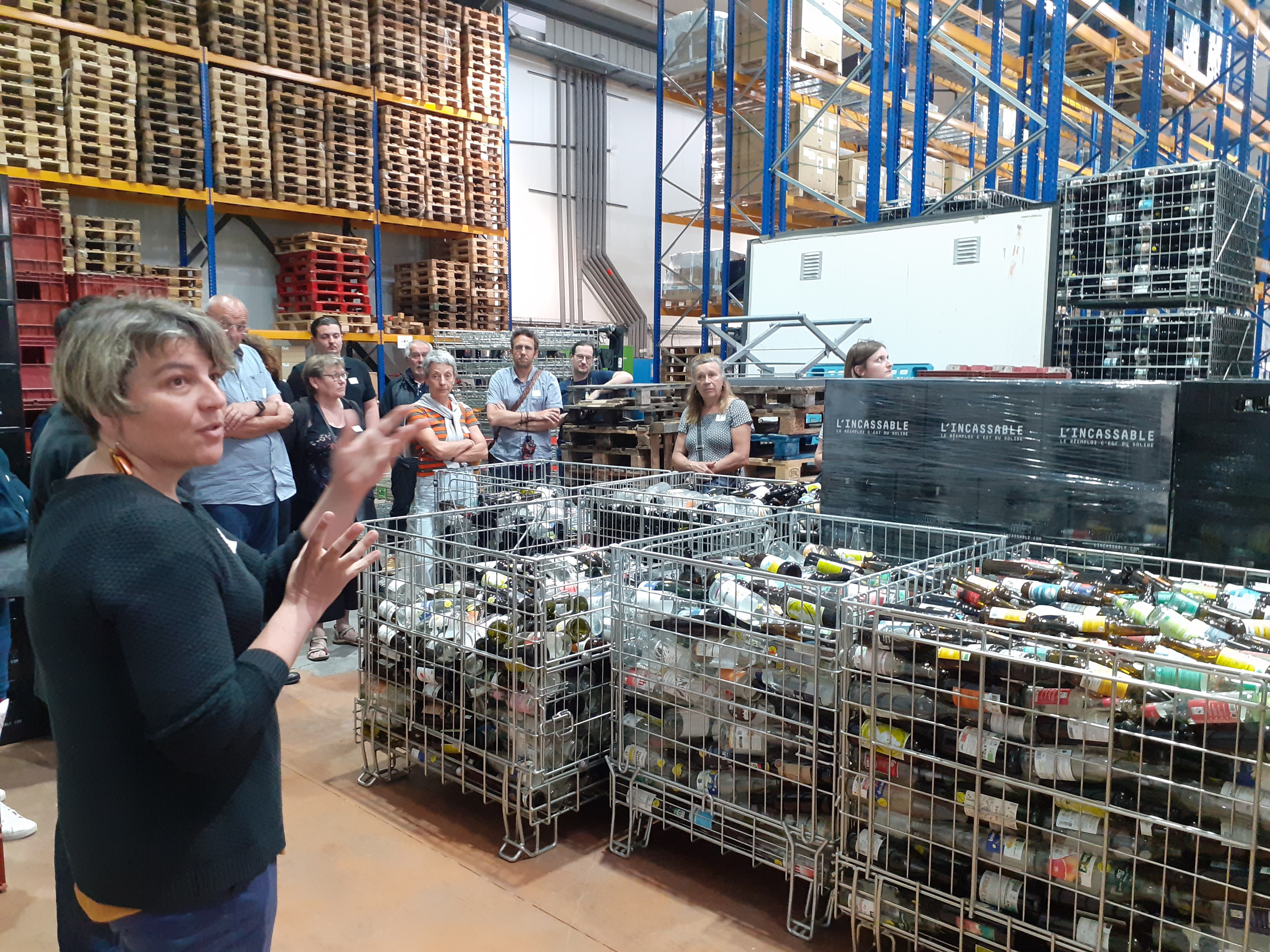Réemploi des bouteilles vides à Sisteron avec REVERA