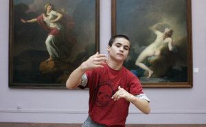 Denis Darzacq : les corps prennent leur place dans le cadre