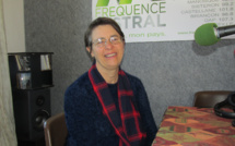 Béatrice Mourguès vend ses fromages de chèvre…