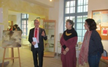 Des livres, des disques, des films et aujourd’hui des tableaux à emprunter à Manosque.