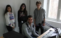 Laura et Charlotte (+ Théo) étaient en stage dans notre radio...