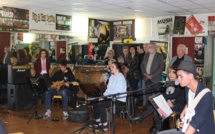 Les élus manosquins en visite à la MJC