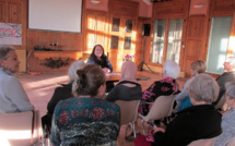 Une conférence sur la souffrance des mères seules