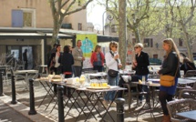 Un petit déjeuner à l’heure de l’emploi…