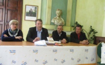 Apéros et photos pour la fête des voisins à Manosque