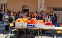 Une guirlande de l’espoir pour Hiroshima faites par des collégiens dignois