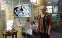 L’exposition d’art sous les voûtes de la Ferme de Font-Robert à Château-Arnoux a commencé le 4 Juillet