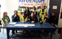 Les gilets jaunes marchent sur Paris