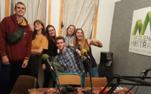 Les indignes 6 - infos - humour - interview -