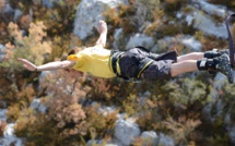 Un maximum d’adrénaline, sautez en élastique, sur le pont d'Asfeld !