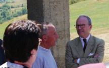 Mesurer l’impact du loup et… agir