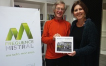 Ils publient des instants d’humanité… en jaune et en gilet !