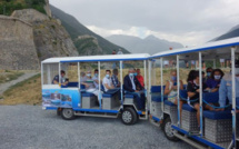 Un petit train touristique gratuit à Briançon !