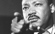 Chronique Line: Martin Luther King.. L'homme des droits humain sans discrimantion.. Il changea l'histoire.