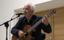 A Valensole, le public a chanté Brassens