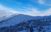 Skier en toute sécurité : les précautions à prendre pour une belle journée de ski
