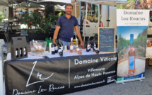 Guillaume et Claire Blanc présentent le Domaine viticole Lou Roucas et Scaramouche !