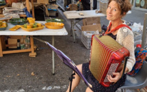 La compagnie Chamboul'tout : spectacle vivant - cirque, contes et musiques !