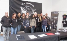 A Draguignan, une déferlante de 1100 participants venus écouter Paul Watson co-fondateur emblématique de Greenpeace et Président de Sea Shepherd