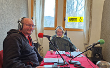 Pour la dignité : Les Droits humains avec Amnesty international