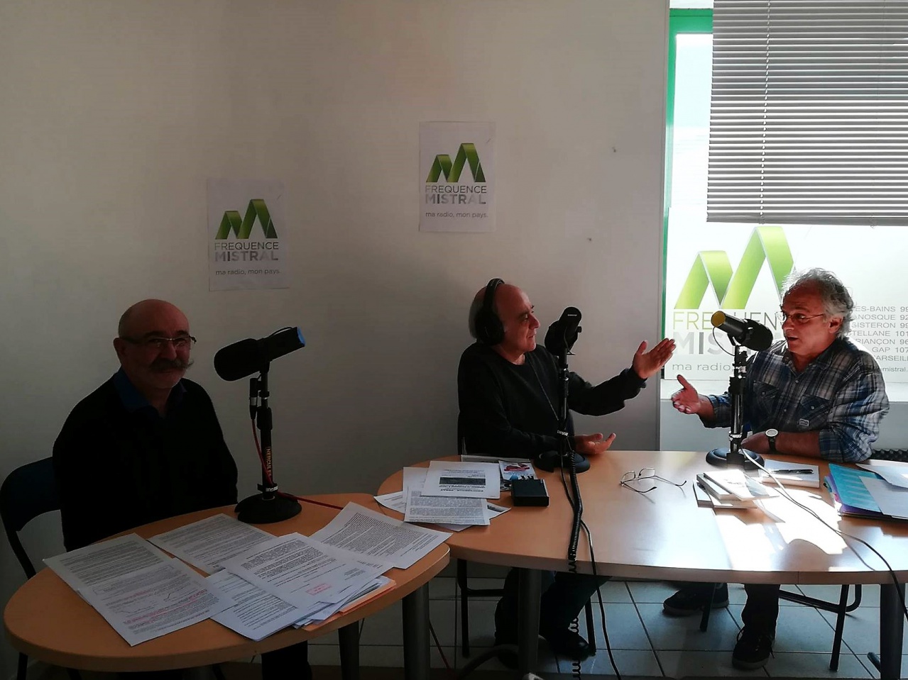 23131381_1932566690338520_156345358_ok